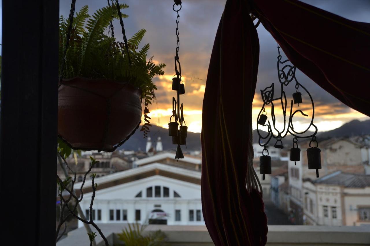 El Cafecito Hostel Cuenca Ngoại thất bức ảnh